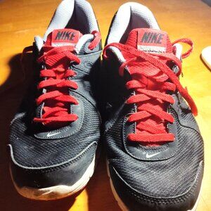 1999 Nike Revolution 2 Med Black White Red Training Running Shoes SHIPS FREE